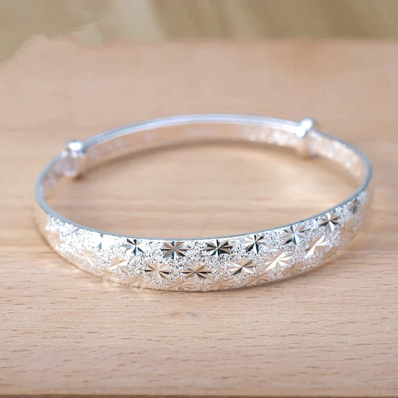 Stunning Star-Shaped Silver Bracelet