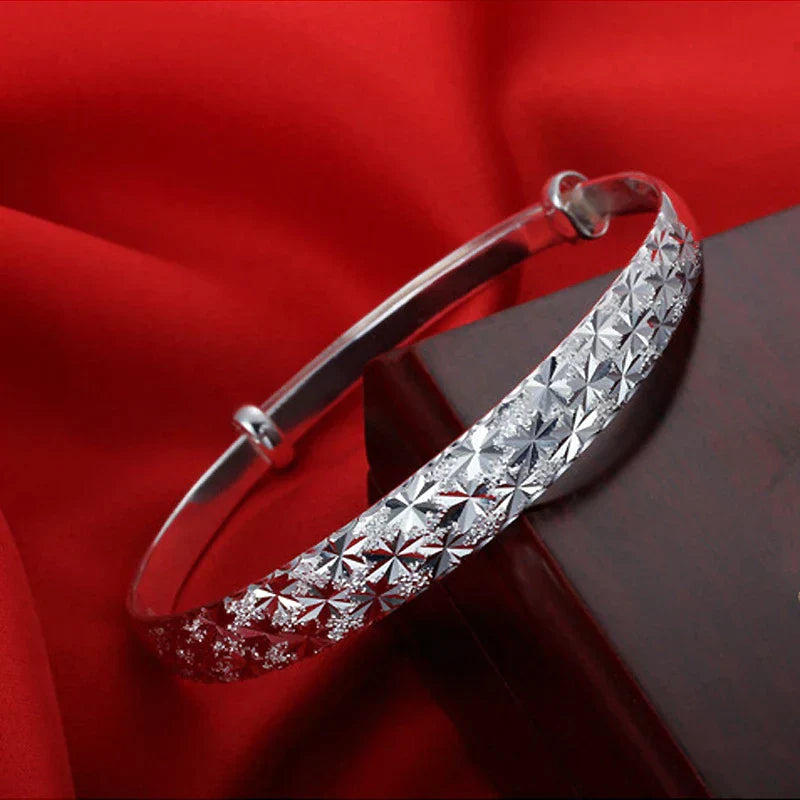 Stunning Star-Shaped Silver Bracelet