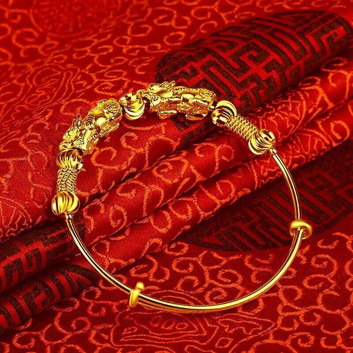 Adjustable Gold Good-luck Charm Bracelet-State of Style