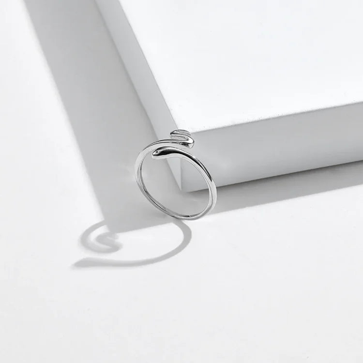 Adjustable Snake Ring – Amira-State of Style