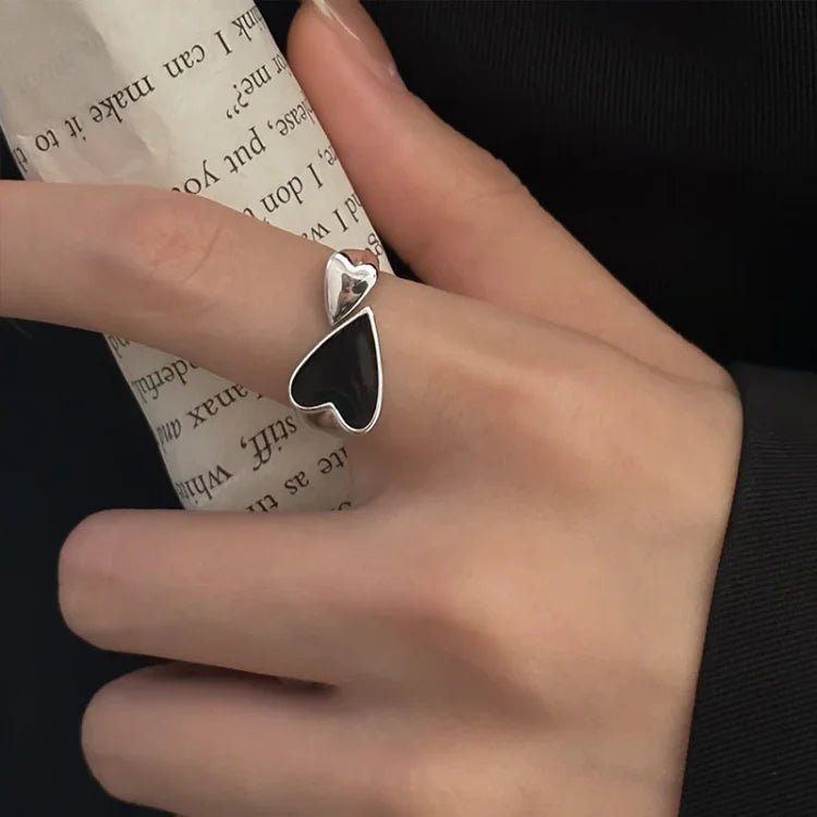 Adjustable Symmetrical Heart Ring – Evelyn-State of Style