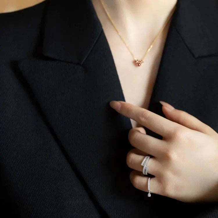 Adjustable Teardrop Ring – Isaline-Gold-State of Style