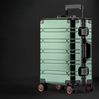Aluminium-Magnesium briefcase – Luxembourg-Dark green-S (44 L)-State of Style