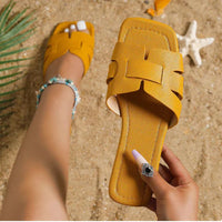 Alyne Sandals – Stylish and Versatile-Khaki-5.0-State of Style