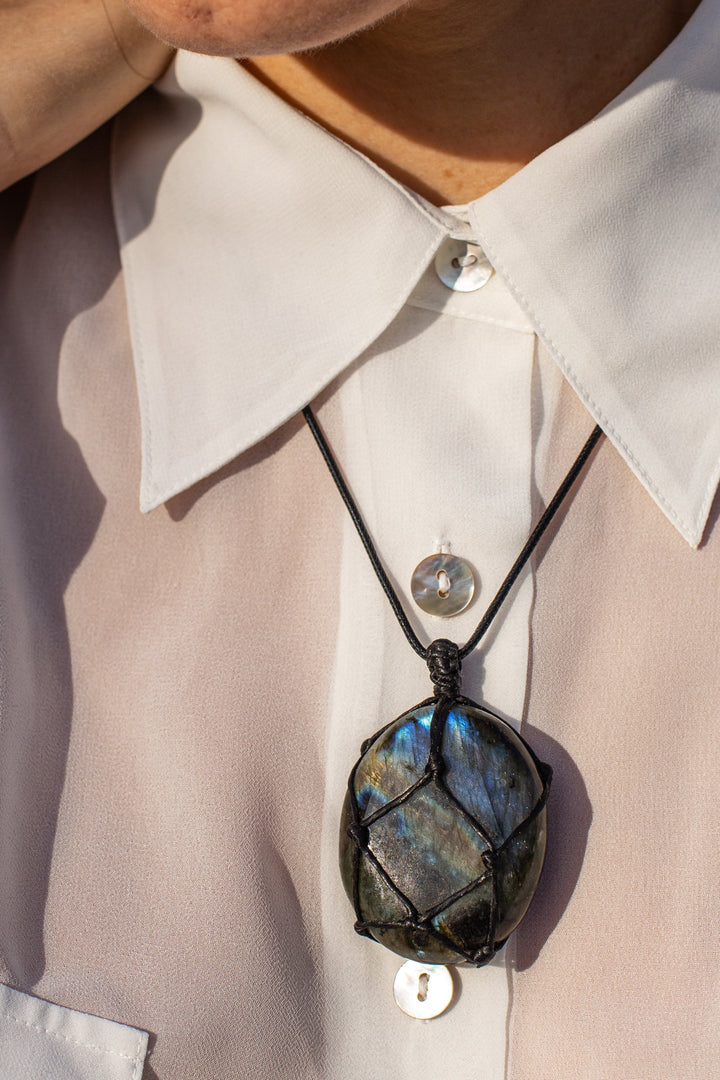 Astrid Dragonheart Labradorite Necklace-State of Style