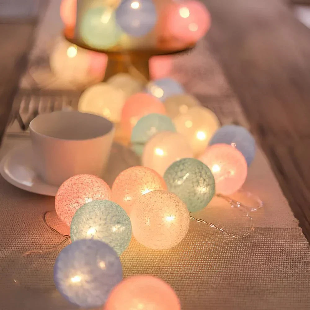 Atmospheric Ball String Lights - LumaBreeze-Candy-150 cm-USB-State of Style