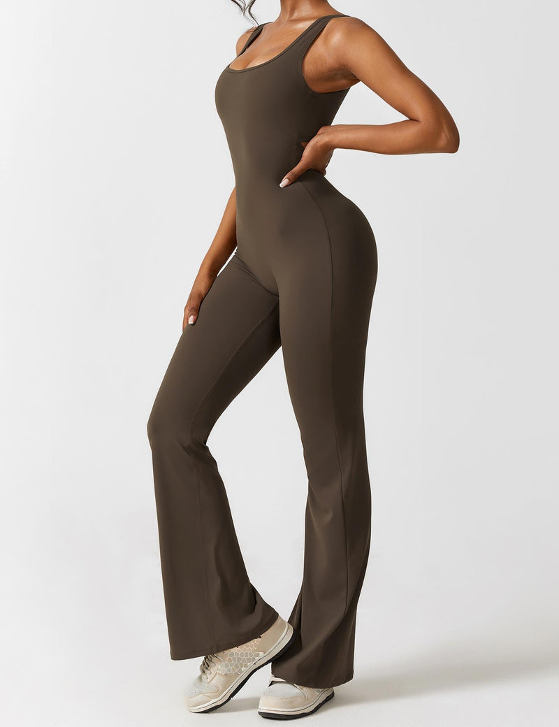 Backless jumpsuit with flared trousers – Liv-Coffee-S-State of Style