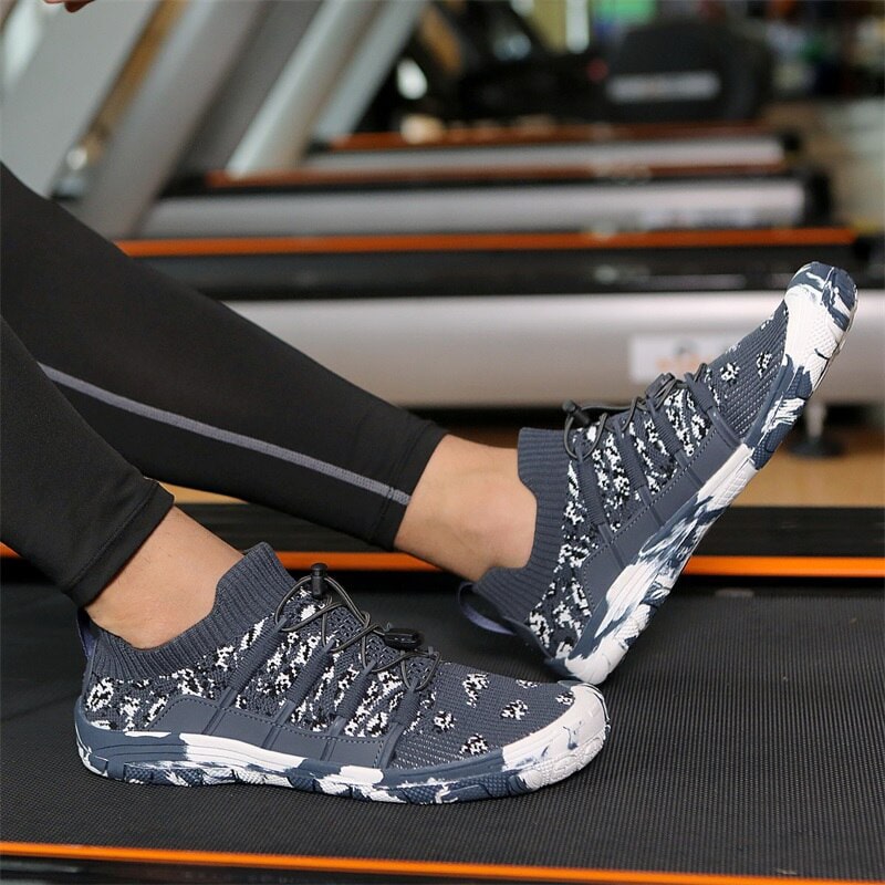 Barefoot sports shoes with non-slip sole - Auron-Black-3-State of Style