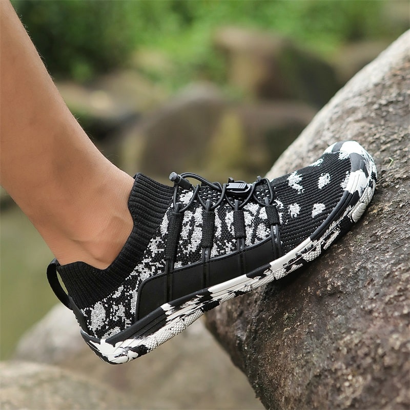 Barefoot sports shoes with non-slip sole - Auron-Black-3-State of Style