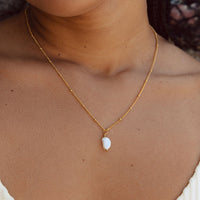 Baroque Pearl Pendant Necklace - Anisa-Gold-State of Style