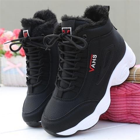 BethanysSneaks | Durable Sneakers for Women-Black-3.0-State of Style