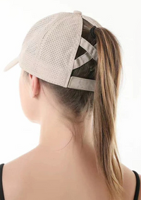 Breathable unisex sports baseball cap made of mesh with adjustable fit – AeroCap-Gray-State of Style