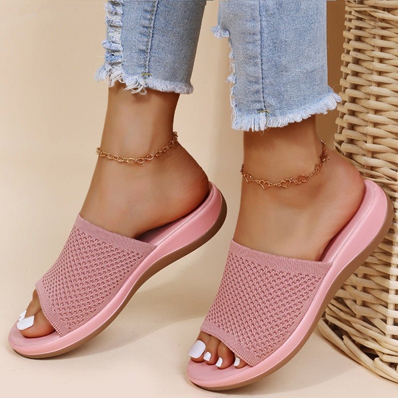 Breathable women's mesh slippers with footbed – Liora-Pink-3.5-State of Style