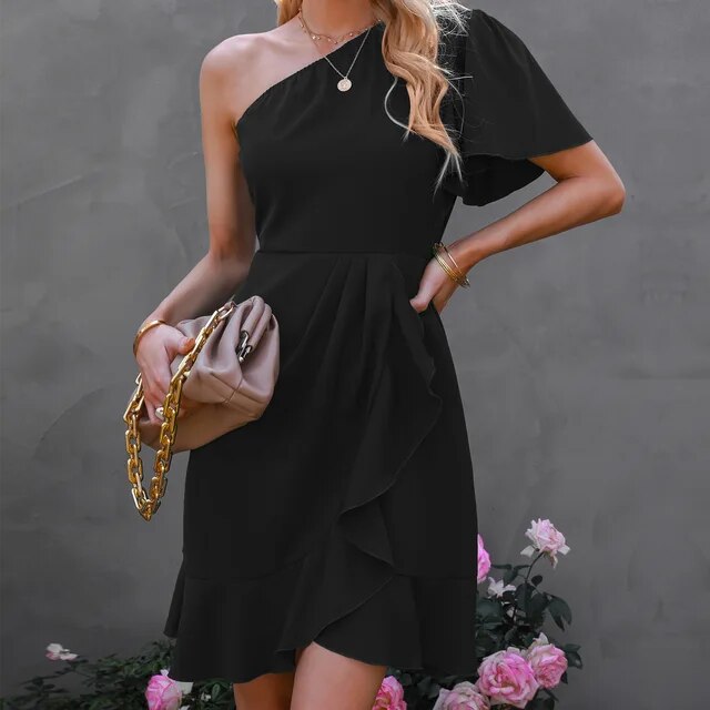 CarterDress | Elegant One-Shoulder Dress for Women-Black-S-State of Style