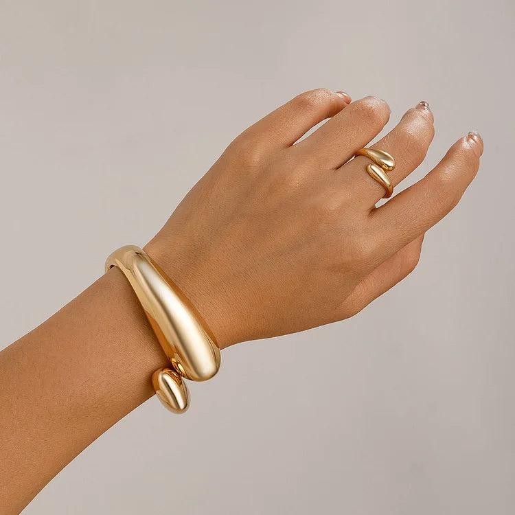 Celina Shiny Cross Bracelet-Gold-State of Style