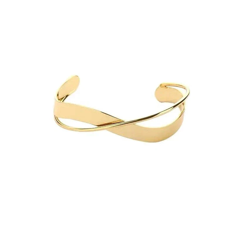 Charming European Silver Bracelet | Elegant & Versatile-Gold-plated-State of Style