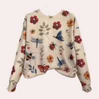 Cheerful Women's Sweater with Floral Print - Fleur-White-XS-State of Style