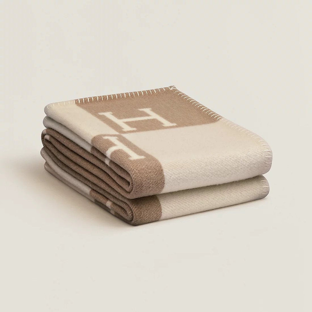 Chic Wool Cashmere Blanket - Isabelle-Beige-130x180 cm-State of Style