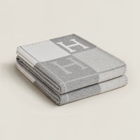 Chic Wool Cashmere Blanket - Isabelle-Grey-130x180 cm-State of Style