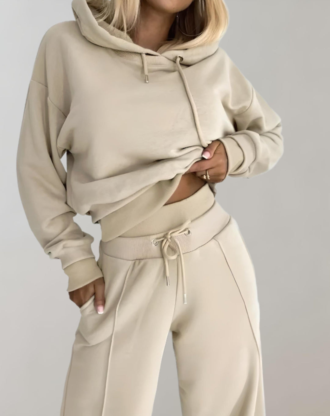 Cléo - Comfy Two-piece Set with Hoodie and Wide Trousers-Beige-S-State of Style
