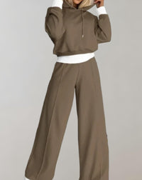 Cléo - Comfy Two-piece Set with Hoodie and Wide Trousers-Brown-S-State of Style
