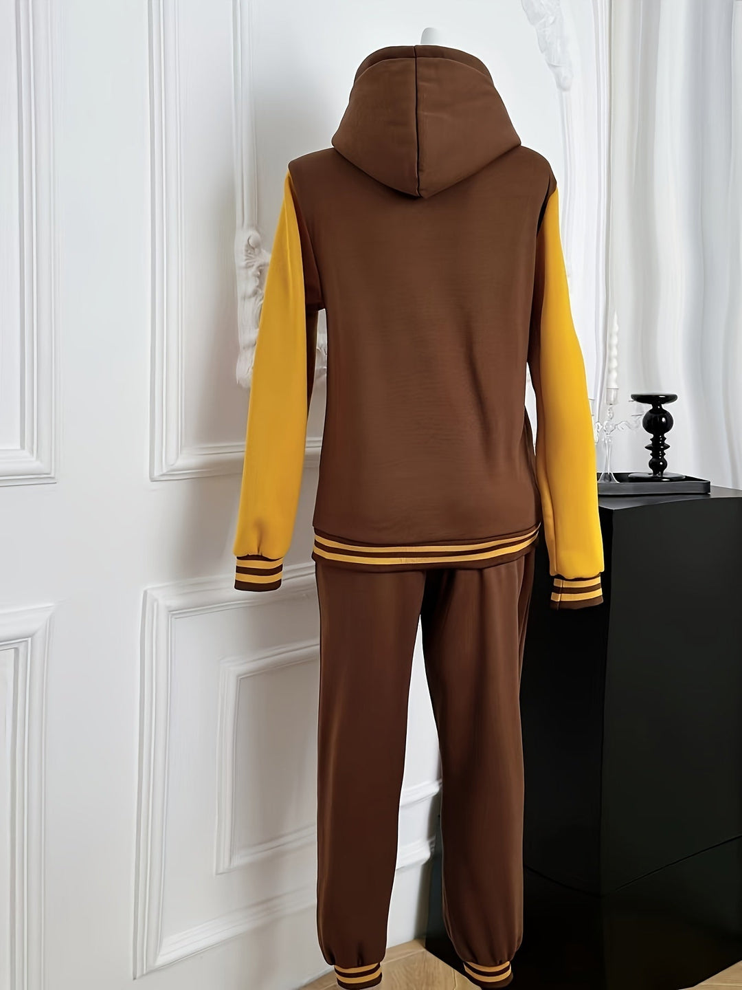 Comfortable and Trendy 2-Piece Tracksuit - Elara-S-State of Style