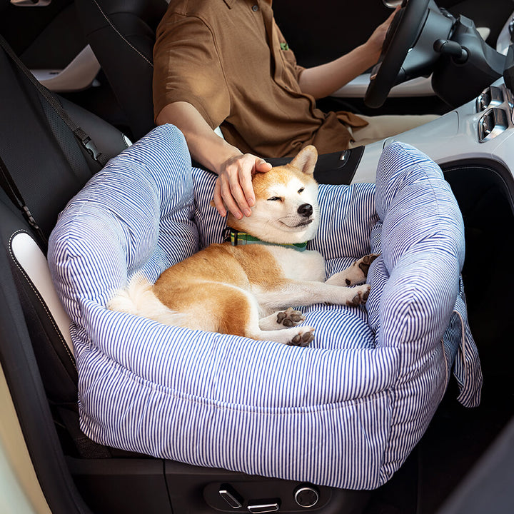 Comfortable Dog Bed for the Car - TravelPaw-Dark Green-State of Style