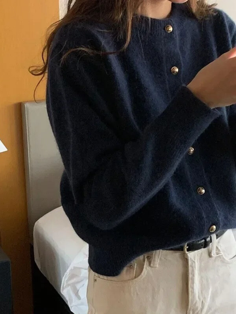 Comfortable Knitted Women's Cardigan with Crew Neck - Emilia-Navy-S-State of Style