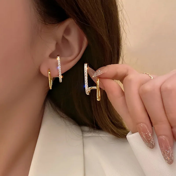 Crystal Claw Stud Earrings | Elegant and Stylish-GOLD-State of Style
