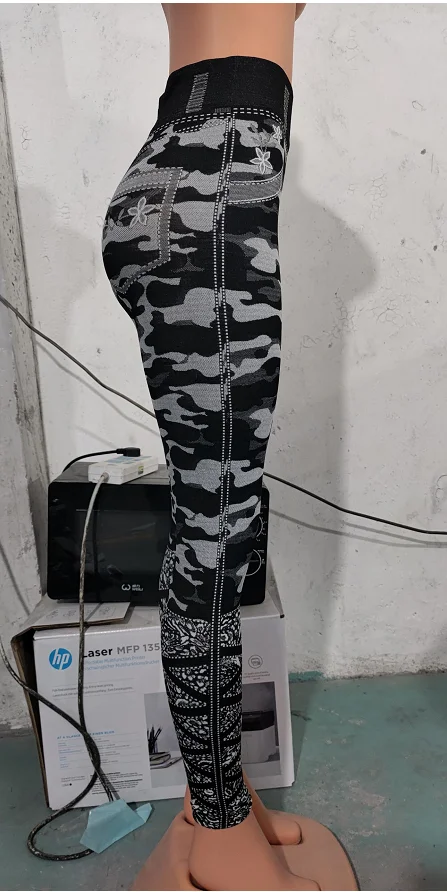 Curve Embrace Plus Size Camo Leggings – Stylish Stretch Fit-Green-2XL-State of Style