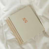 Daily Planner 24-25 – PlanEase-State of Style