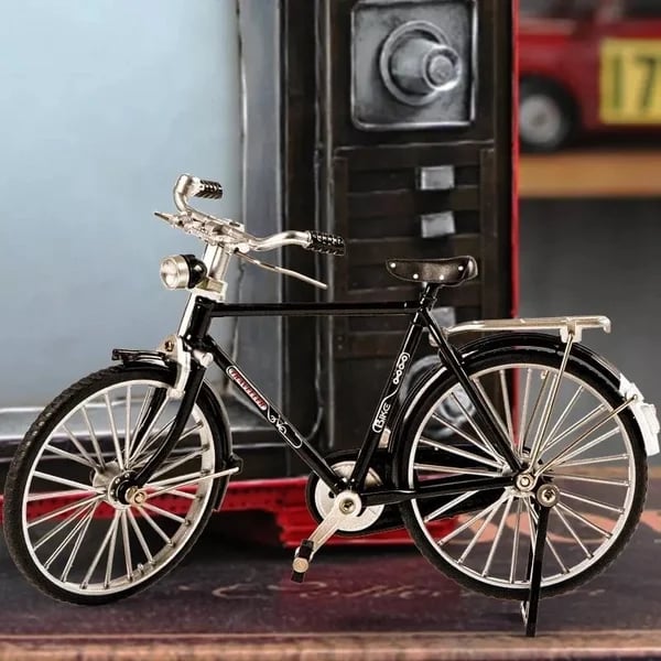 DIY Bike Model Scale - RetroCycle-Black (do-it-yourself)-State of Style