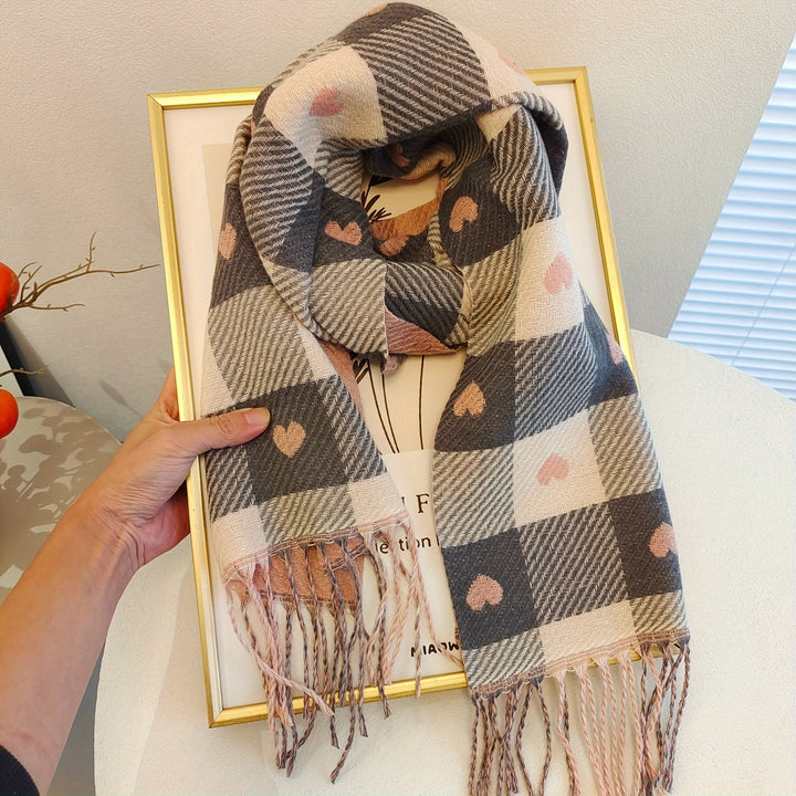 Striped women's scarf made of polyester for autumn & winter – Aurelie