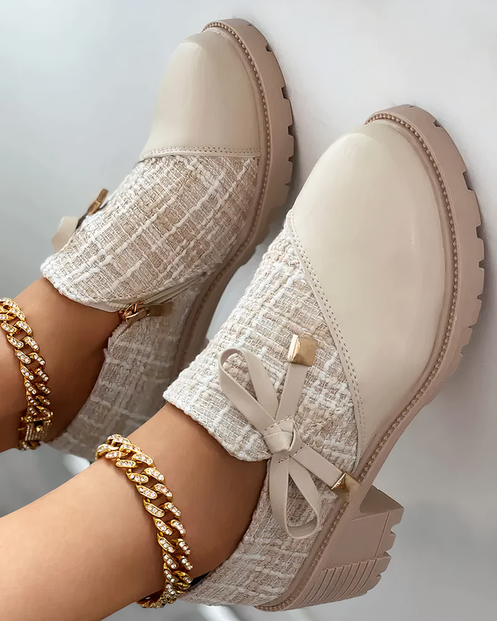 Elegant block-heeled shoes with pointed accents – Florina-Black-3-State of Style