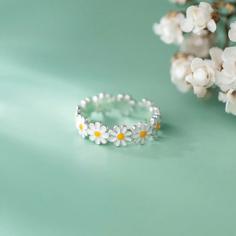 Elegant Daisy Flower Ring | Delicate Floral Jewellery for Women-State of Style