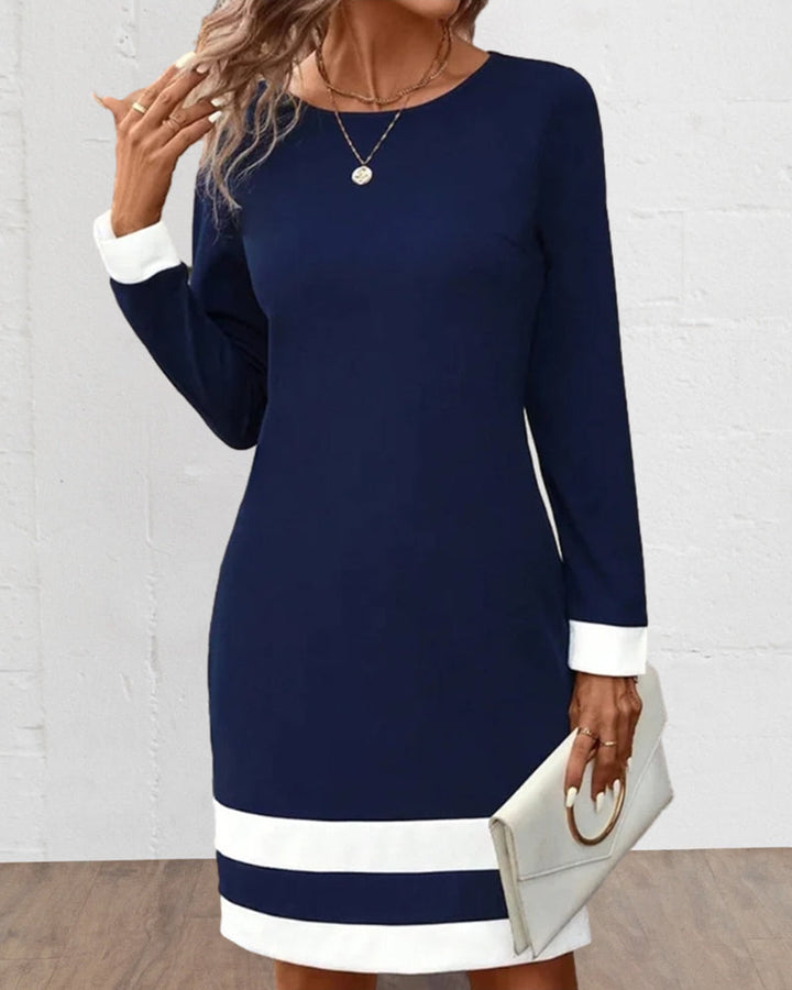 Elegant Dark Blue Women's Dress with Classic Silhouette – Aurelia-S-State of Style