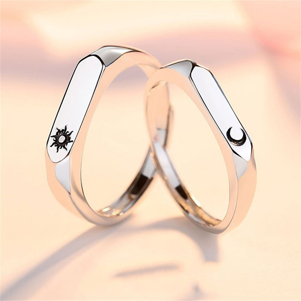 Elegant Gold Wedding Band-Endless Hug-State of Style