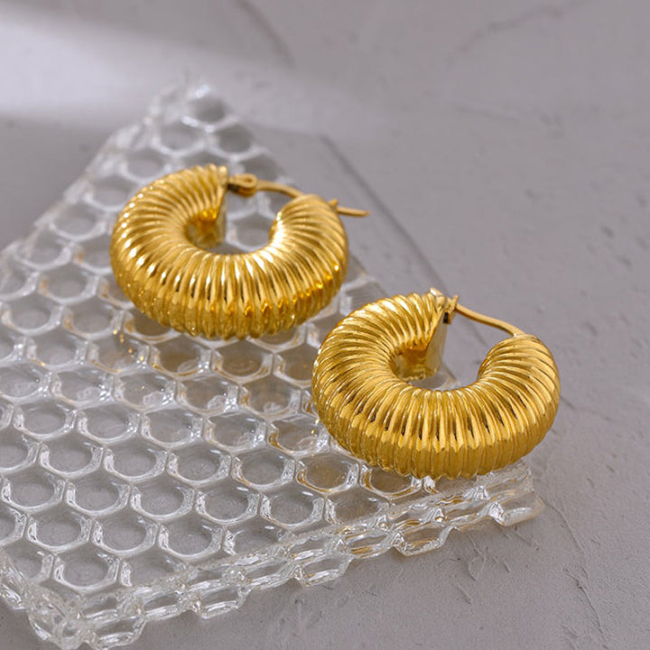 Elegant Golden Earrings for Everyday Wear-State of Style