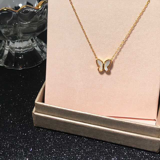 Elegant Heart Drop Necklace | Fashion Peach Heart Pendant-Butterfly Necklace Gold-State of Style