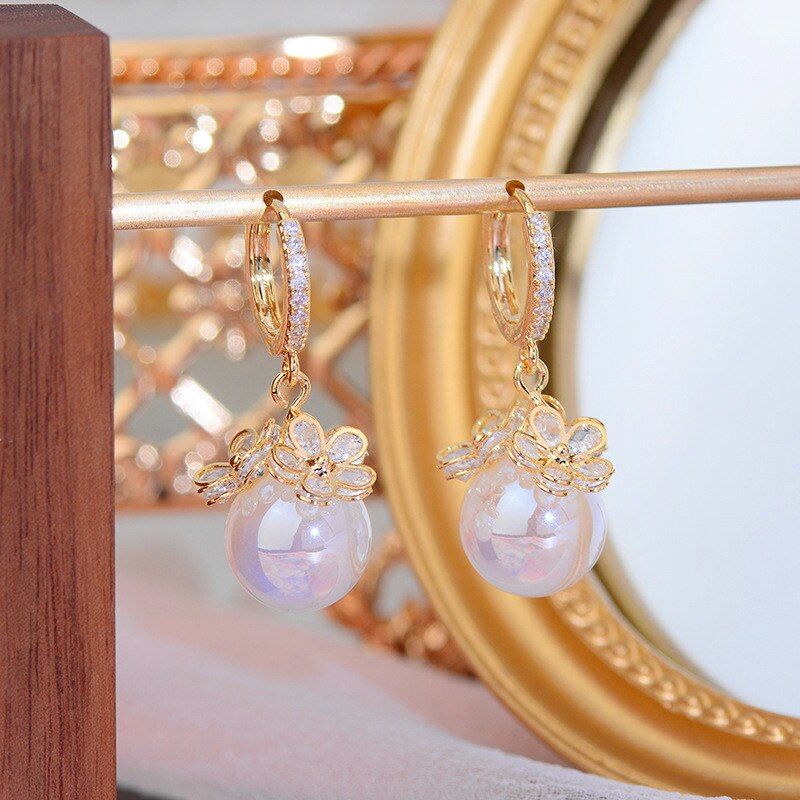 ELEGANT PEARL EARRINGS - Timeless Women's Jewellery-State of Style