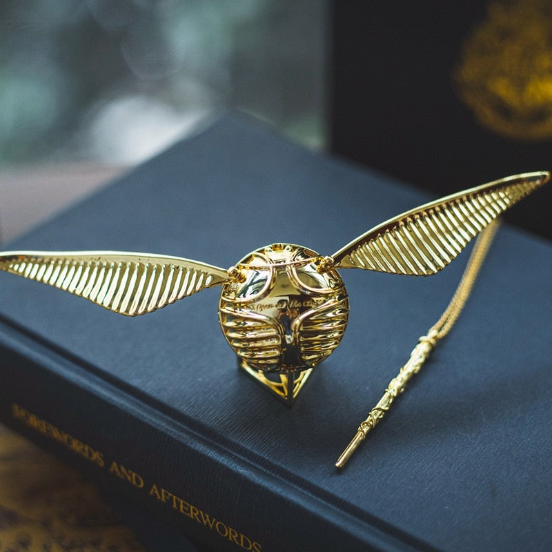 Elegant Rotating Snitch Ring Box | Magic-Inspired Jewellery Display-Gold Wings-State of Style