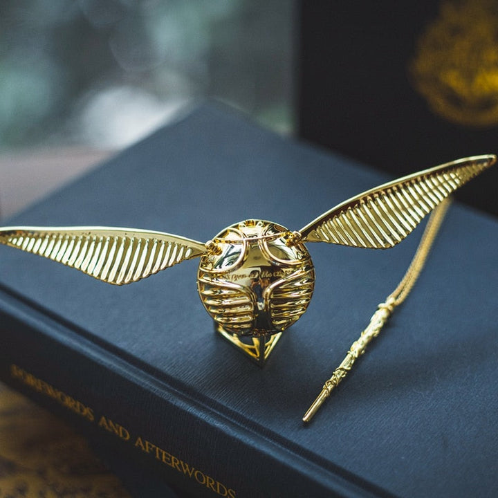 Elegant Rotating Snitch Ring Box | Magic-Inspired Jewellery Display-Gold Wings-State of Style