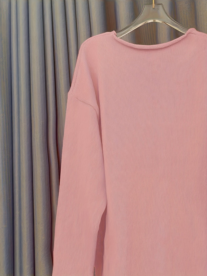 Ladies oversized jumper with V-neck & pattern – Alenia