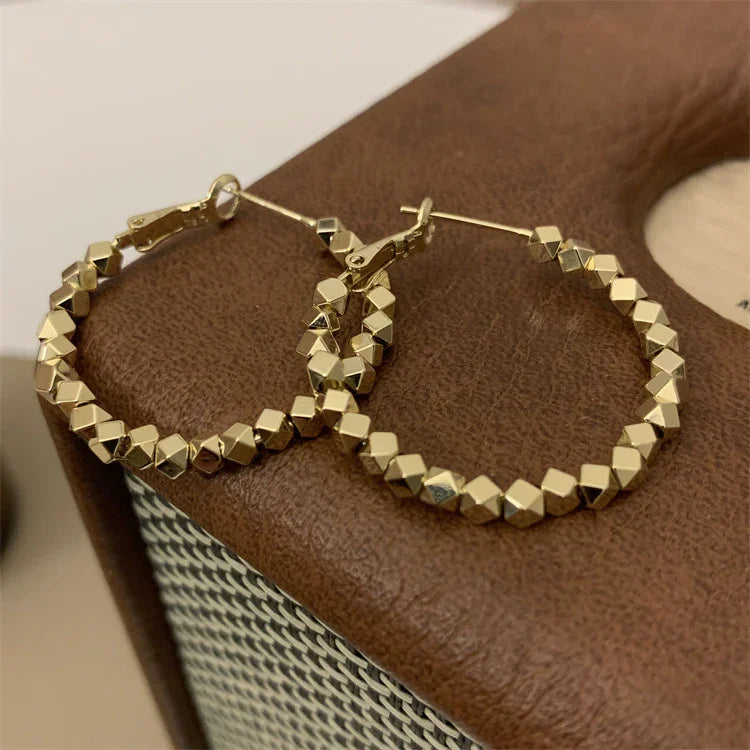 Basic Hoop Earrings – Nina