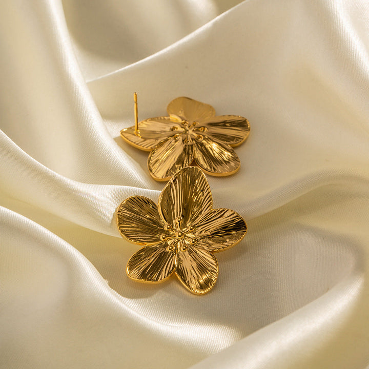 Flower-Shaped Gold Earrings - Elara-State of Style