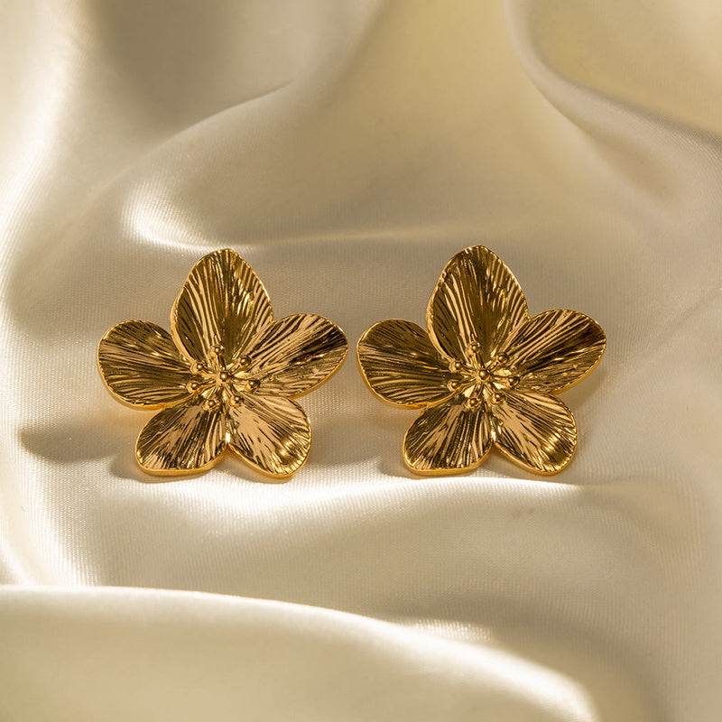 Flower-Shaped Gold Earrings - Elara-State of Style