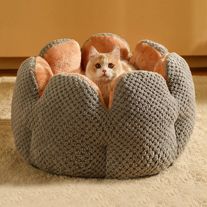 Flower-Shaped Pet Bed - PetBloom-Grey-S (40 cm)-State of Style
