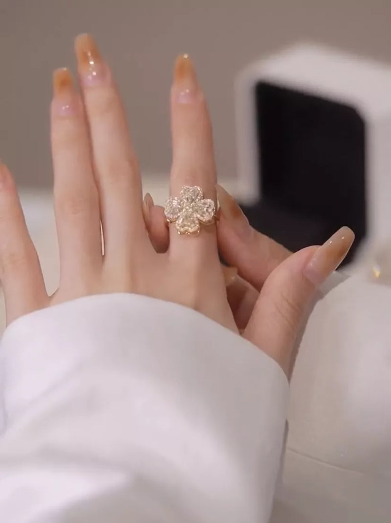 Four-Leaf Clover Spinner Ring | Anxiety Relief Jewellery-State of Style