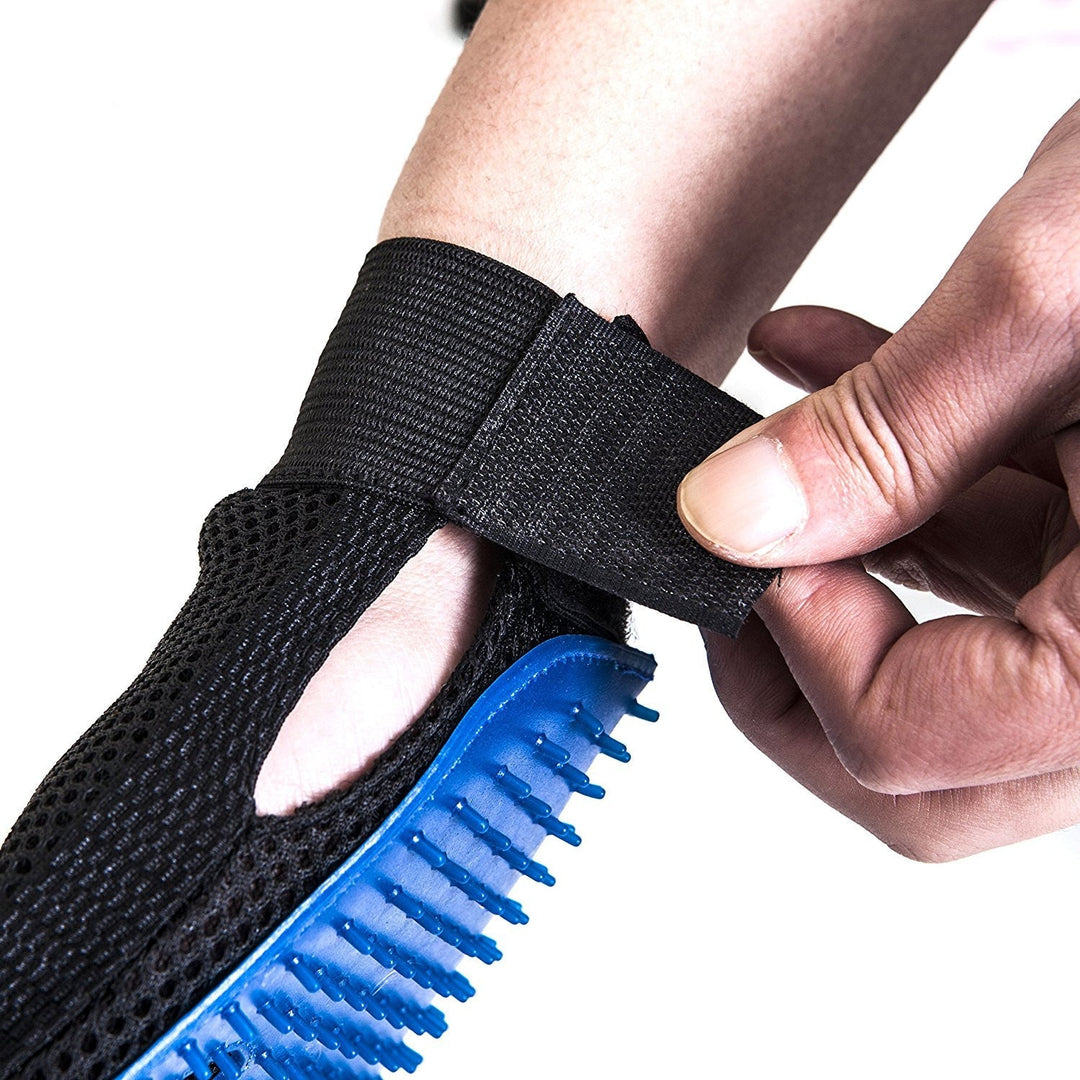 Fur Care Glove for Dogs and Cats - GroomGlove-State of Style