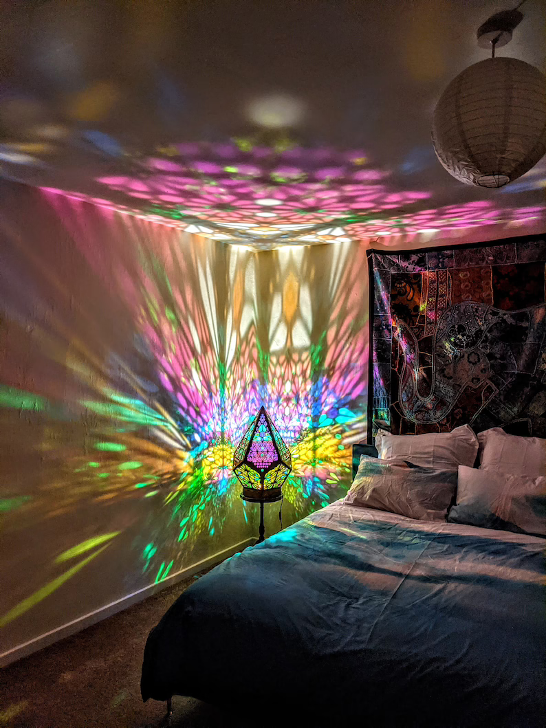 Glass-In-Leaded Style LED Table Lamp - LumiAura-State of Style